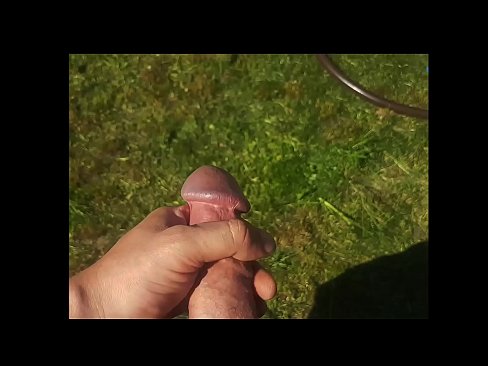 ❤️ Heta heta tjejen får sin rosa fitta knullad och kommer med en spruta i en sommarträdgård ️❌ Just porr at sv.porno-filmy.ru ❌
